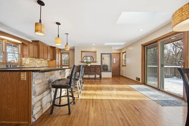 $530,000 | 2455 Taylor Avenue, St. Paul, MN 55110