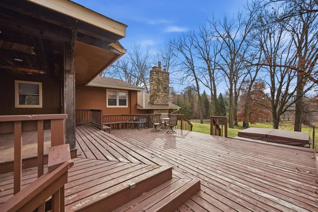 $530,000 | 2455 Taylor Avenue, St. Paul, MN 55110