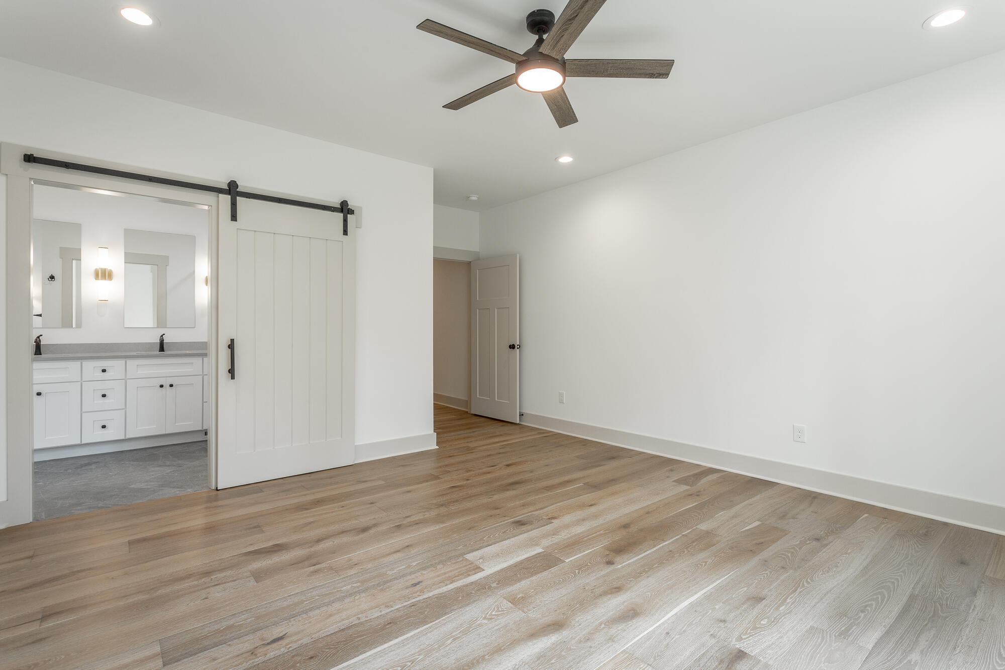 460 Spring Drive Signal Mountain, TN 37377 - Photo 13 of 25 27823_Image_13