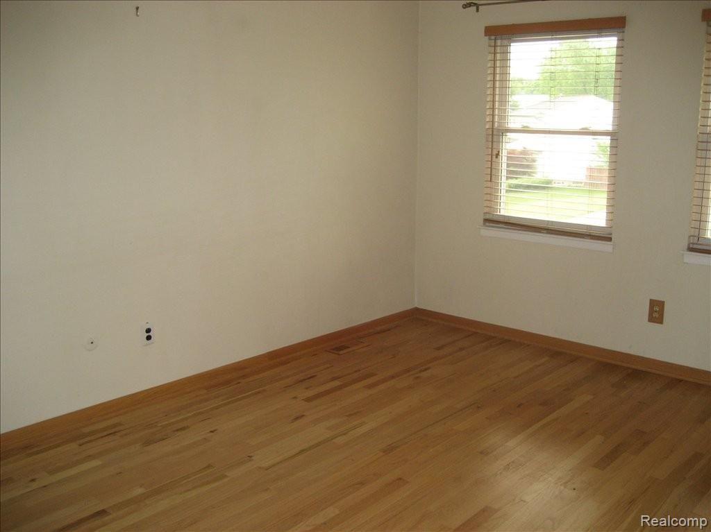 42423 Park Ridge Road Novi, MI 48375 - Photo 10 of 20 Master Bedroom