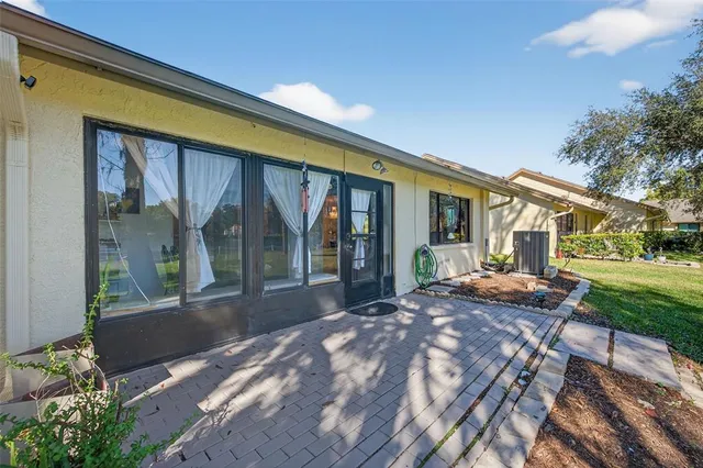 $275,000 | 2529 Oakleaf Lane, Unit 30A, Clearwater, FL 33763