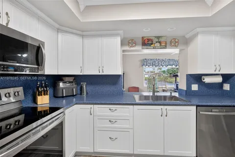 $575,000 | 9291 Northwest 11th Court, Pembroke Pines, FL 33024