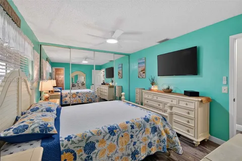 $575,000 | 9291 Northwest 11th Court, Pembroke Pines, FL 33024