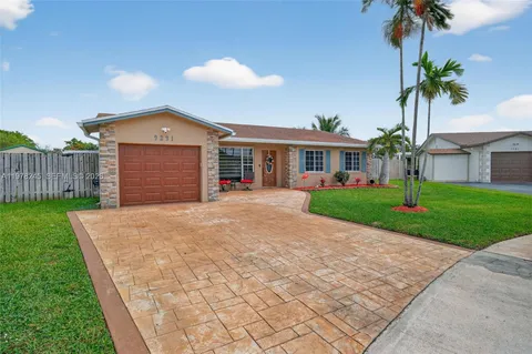 $575,000 | 9291 Northwest 11th Court, Pembroke Pines, FL 33024