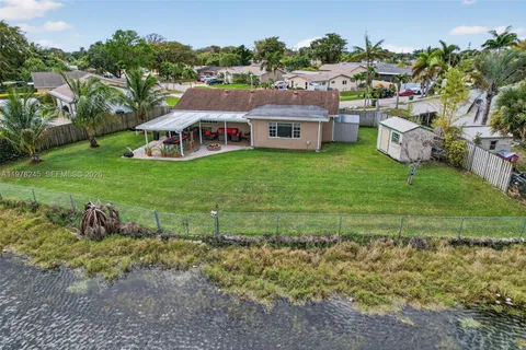 $575,000 | 9291 Northwest 11th Court, Pembroke Pines, FL 33024