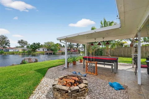 $575,000 | 9291 Northwest 11th Court, Pembroke Pines, FL 33024