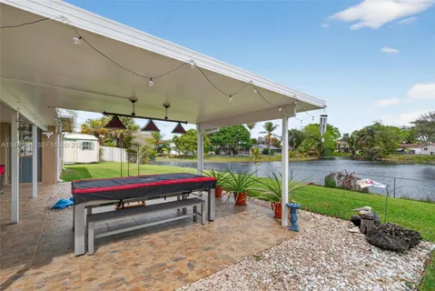 $575,000 | 9291 Northwest 11th Court, Pembroke Pines, FL 33024