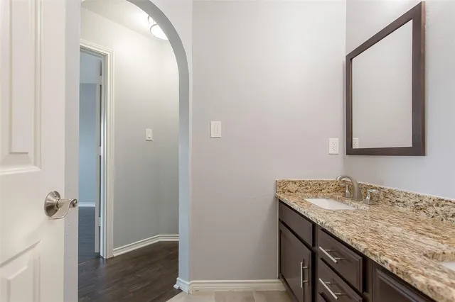 $1,295 | 1010 Allen Street, Unit 229, Dallas, TX 75204