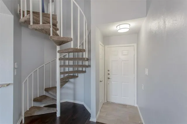 $1,295 | 1010 Allen Street, Unit 229, Dallas, TX 75204