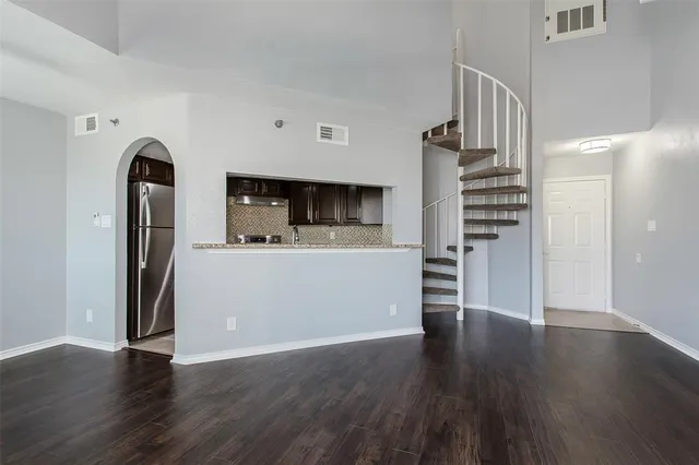 $1,295 | 1010 Allen Street, Unit 229, Dallas, TX 75204
