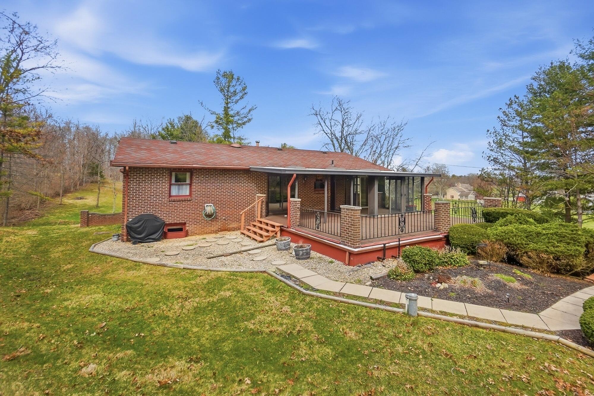 3831 Crescent Hill Road Springfield, OH 45502 - Photo 38 of 45