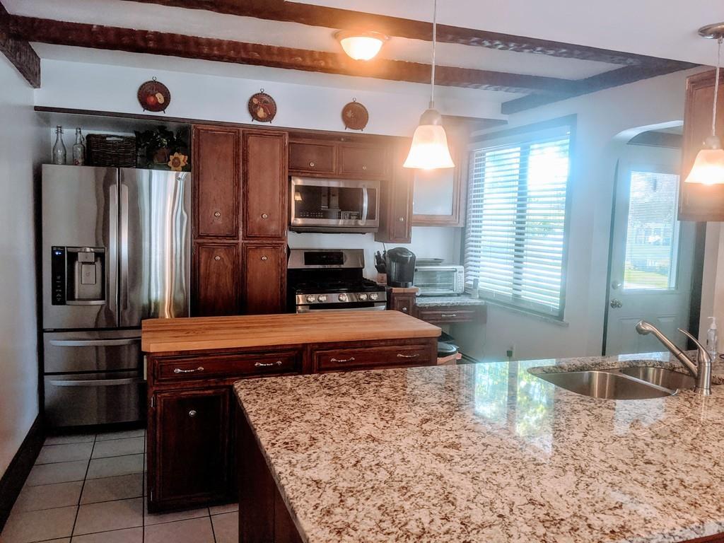 9 Wolcott Road Saugus, MA 01906 - Photo 10 of 32 Gallery Image 10