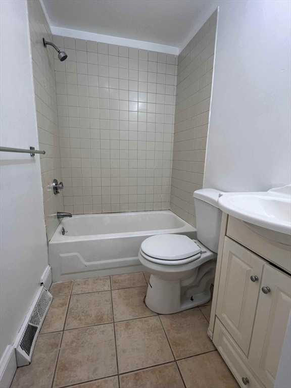 15 Avon Street, Unit 1 Revere, MA 02151 - Photo 4 of 8