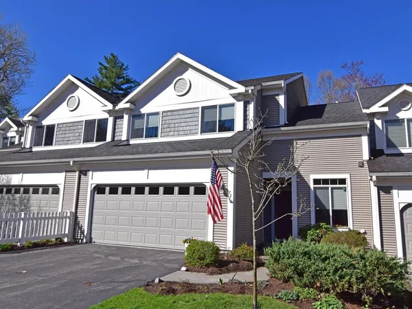 $649,000 | 72 Chickadee Circle, South Burlington, VT 05403