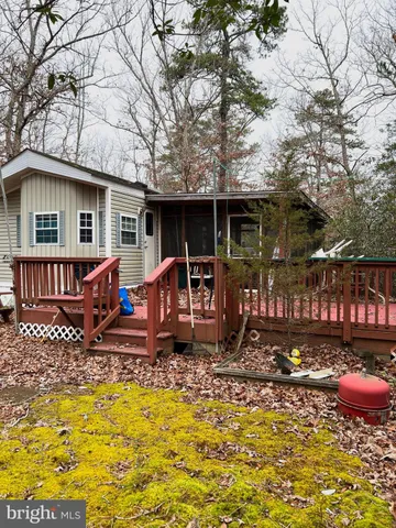 a view of a living room