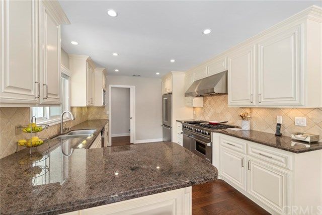 $2,125,500 | 1112 Berkshire Lane, Newport Beach, CA 92660