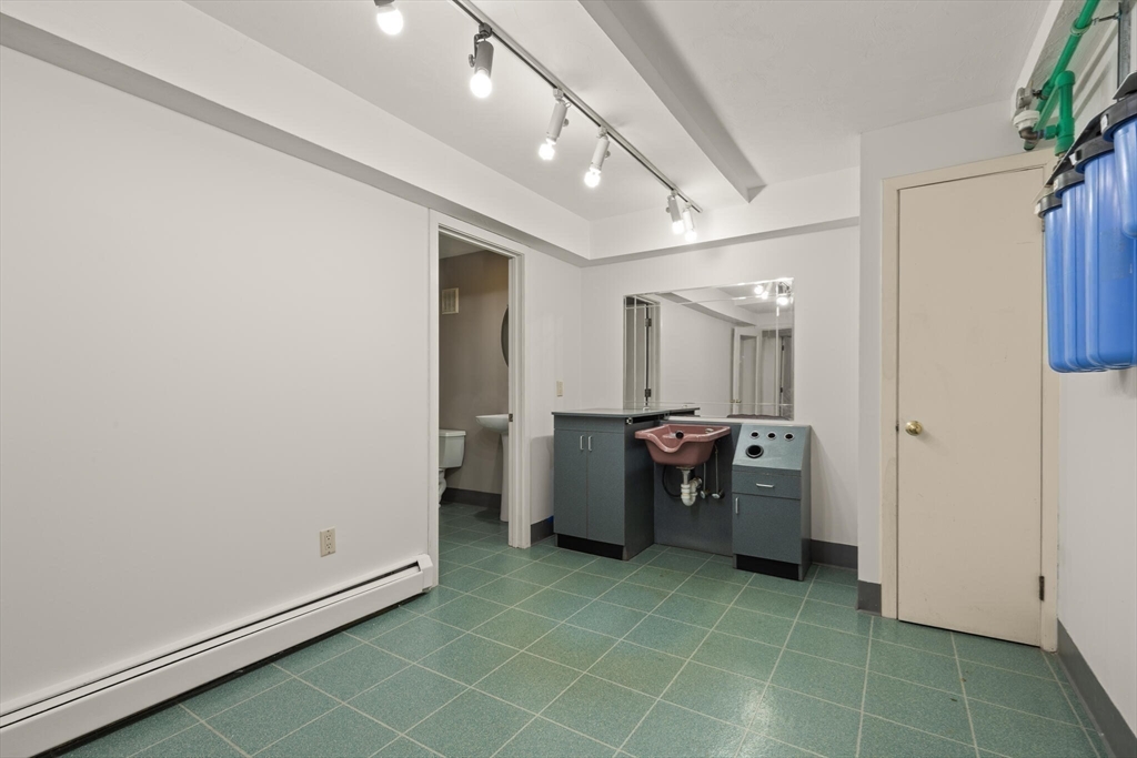 1 Stouffer Circle Andover, MA 01810 - Photo 34 of 42