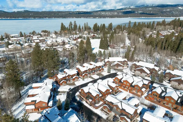 $825,000 | 609 Blue Water Circle, McCall, ID 83638