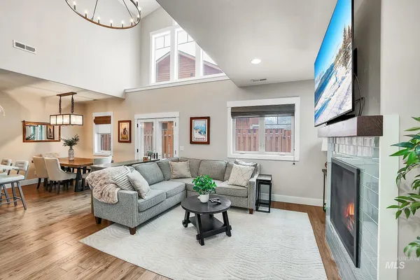 $825,000 | 609 Blue Water Circle, McCall, ID 83638