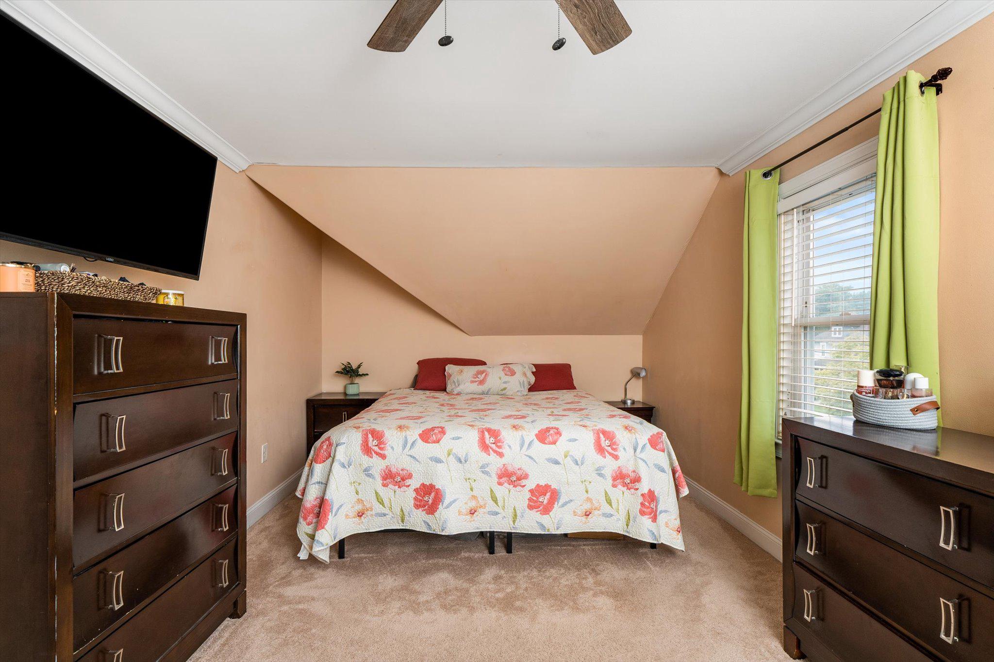32 Lincoln Avenue Clementon, NJ 08021 - Photo 22 of 32 Bedroom 3