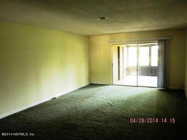 1218 The Grove Road Orange Park, FL 32073 - Photo 2 of 9 IMG_6966