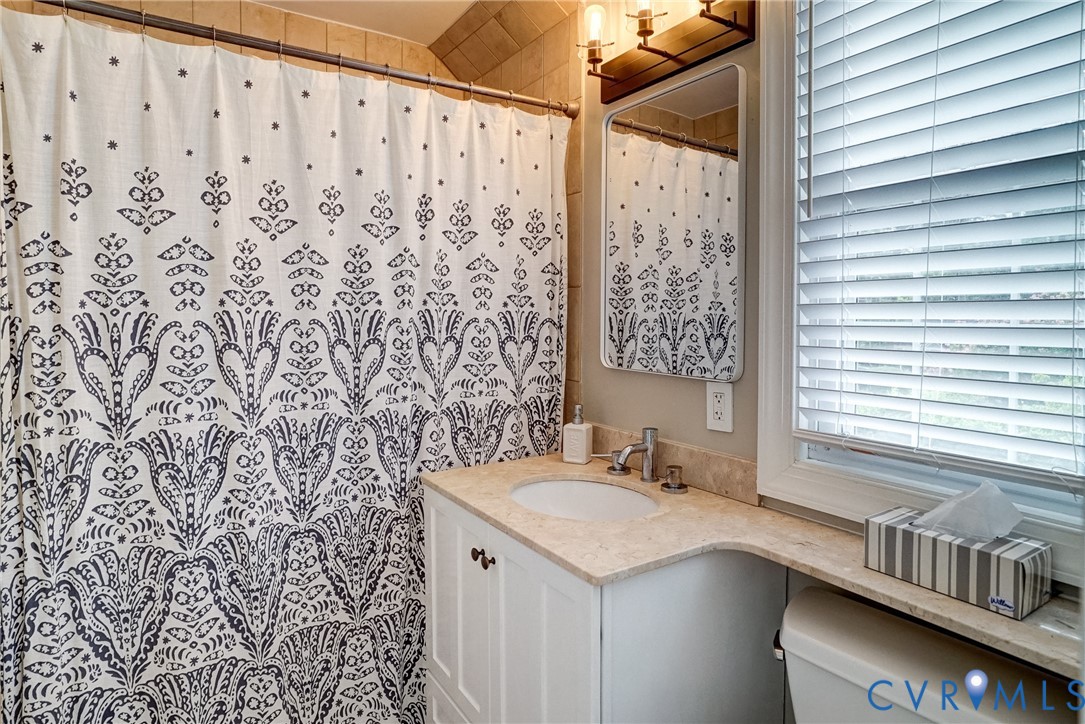 917 Pine Ridge Road Richmond, VA 23226 - Photo 28 of 34 Gallery Image 28