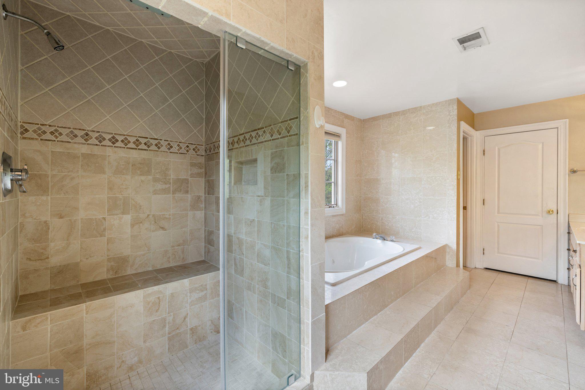 12501 Bunche Road Fairfax, VA 22030 - Photo 38 of 91 Master Bath