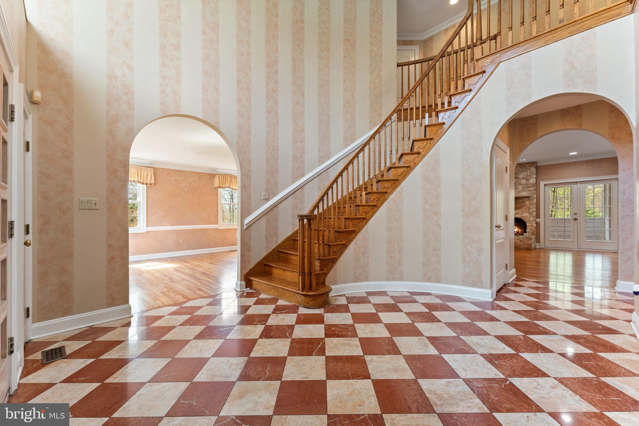 12501 Bunche Road Fairfax, VA 22030 - Photo 7 of 91 Foyer