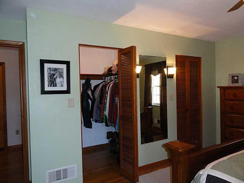 104 Kingsdale Road Churchill, PA 15221 - Photo 11 of 24 Master Bedroom. The master bedroom has 2 walk-in closets!