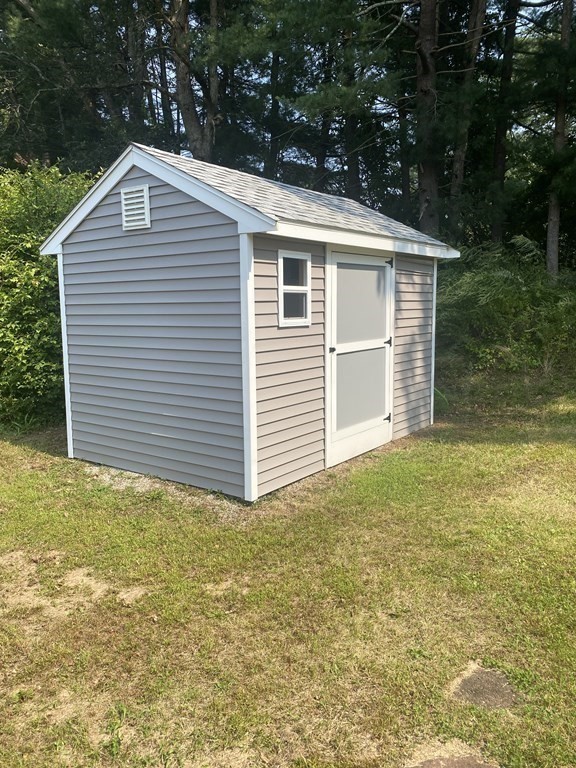 82 Francine Road Raynham, MA 02767 - Photo 4 of 13 Gallery Image 4