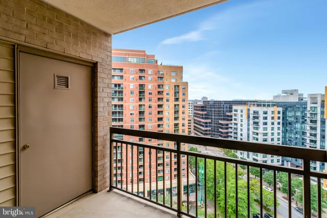$659,000 | 901 North Monroe Street, Unit 1408, Arlington, VA 22201