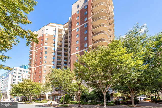 $659,000 | 901 North Monroe Street, Unit 1408, Arlington, VA 22201