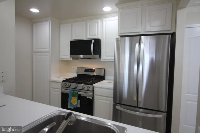 $659,000 | 901 North Monroe Street, Unit 1408, Arlington, VA 22201