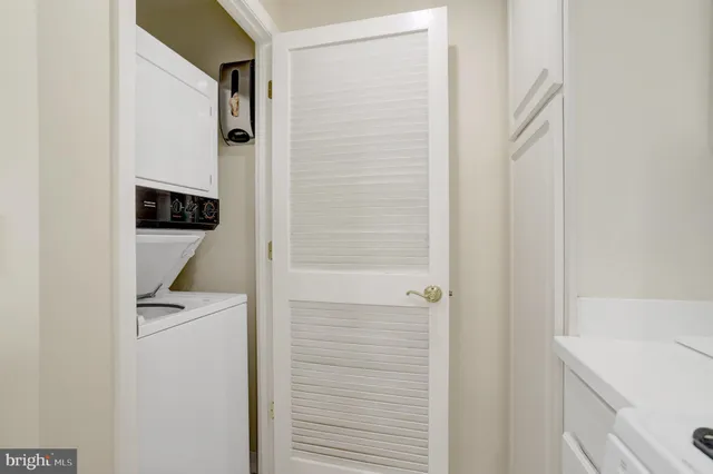 $659,000 | 901 North Monroe Street, Unit 1408, Arlington, VA 22201