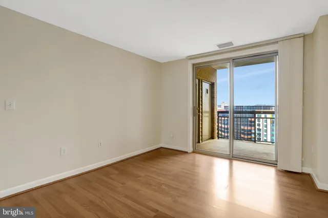 $659,000 | 901 North Monroe Street, Unit 1408, Arlington, VA 22201