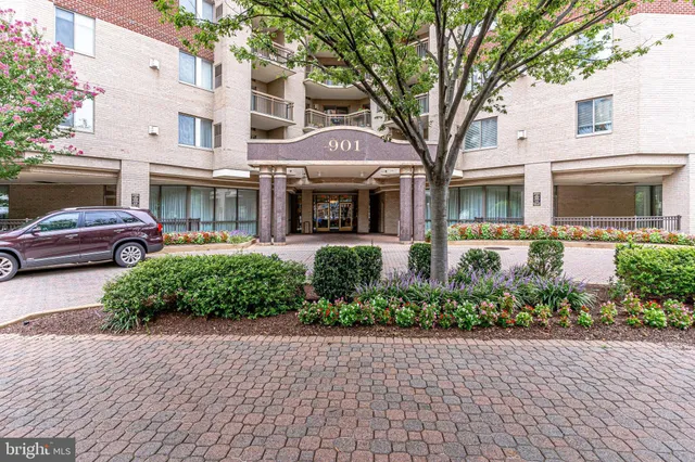 $659,000 | 901 North Monroe Street, Unit 1408, Arlington, VA 22201