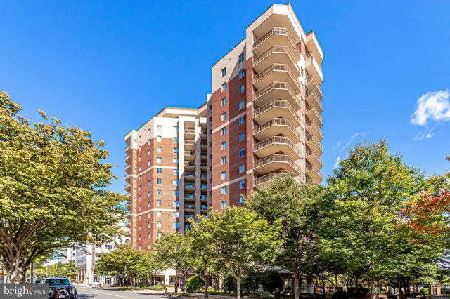 $659,000 | 901 North Monroe Street, Unit 1408, Arlington, VA 22201