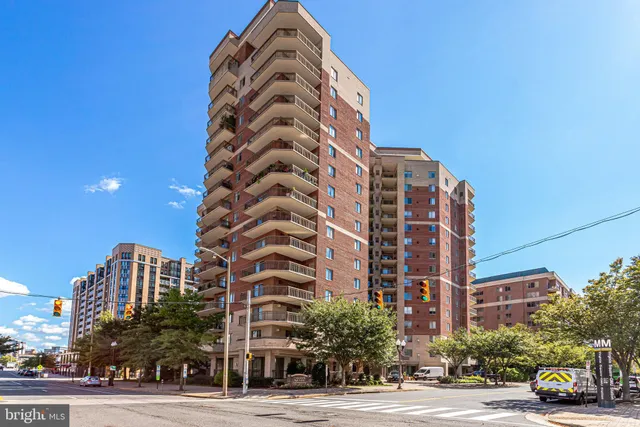 $659,000 | 901 North Monroe Street, Unit 1408, Arlington, VA 22201