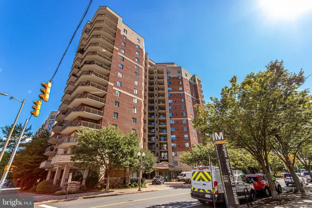$659,000 | 901 North Monroe Street, Unit 1408, Arlington, VA 22201