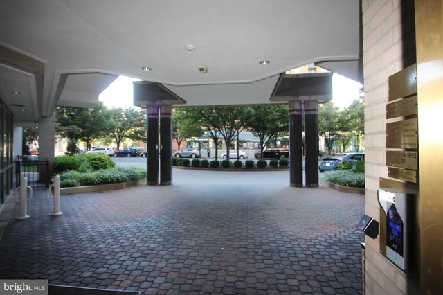 $659,000 | 901 North Monroe Street, Unit 1408, Arlington, VA 22201