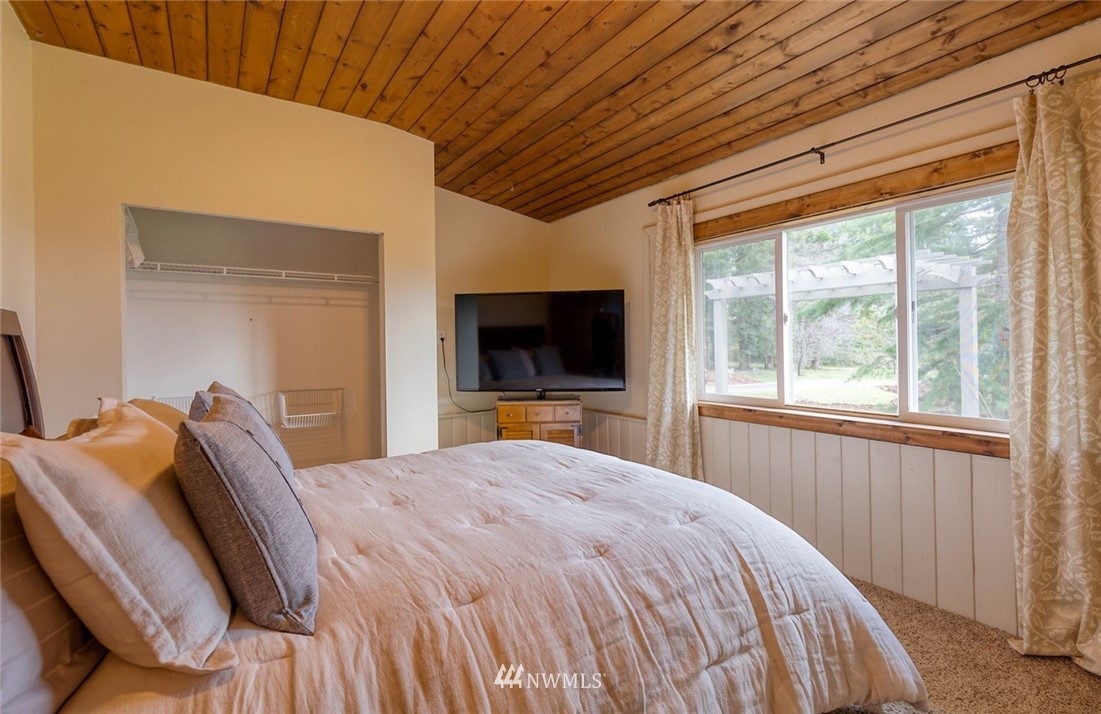 191 Disney Road Nordland, WA 98358 - Photo 13 of 40 Gallery Image 13