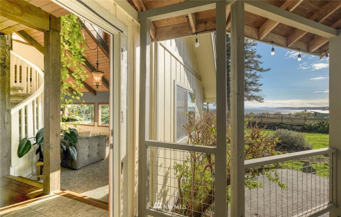 191 Disney Road Nordland, WA 98358 - Photo 5 of 40 Gallery Image 5