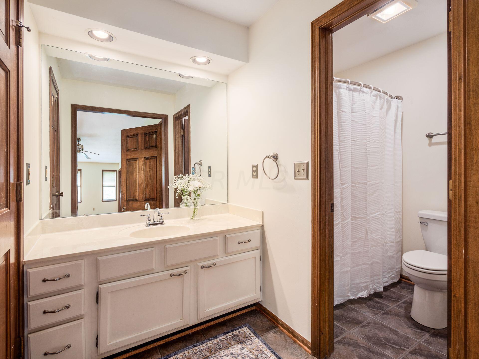 3207 Martin Road Dublin, OH 43017 - Photo 24 of 47 21