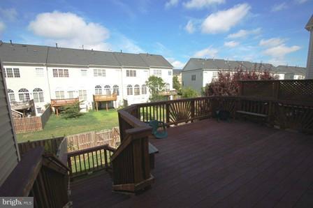 24675 Kings Canyon Square Stone Ridge, VA 20105 - Photo 3 of 23 Exterior (Rear)