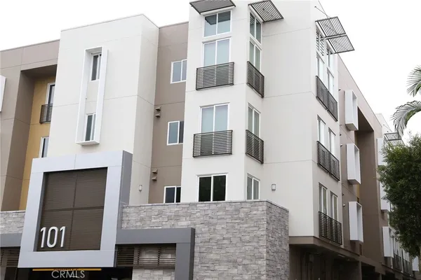 $3,750 | 101 South Chapel Avenue, Unit 203, Alhambra, CA 91801