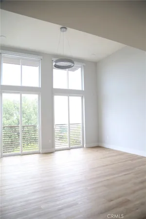 $3,750 | 101 South Chapel Avenue, Unit 203, Alhambra, CA 91801