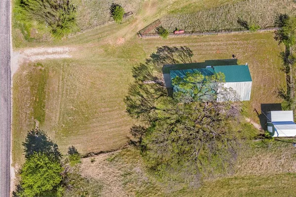 $800,000 | 3913 Farm To Market Road 1956, Nocona, TX 76255