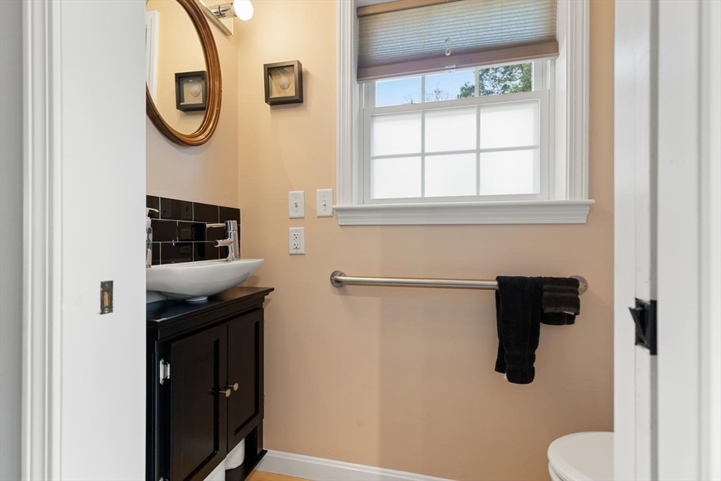 214 Echo Cove Road Hamilton, MA 01982 - Photo 26 of 34 Gallery Image 26