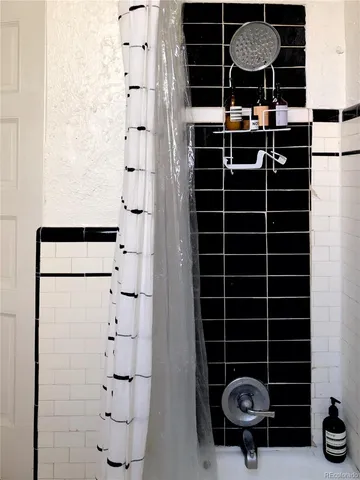 $1,150 | 1441 Pennsylvania Street, Unit 8, Denver, CO 80203