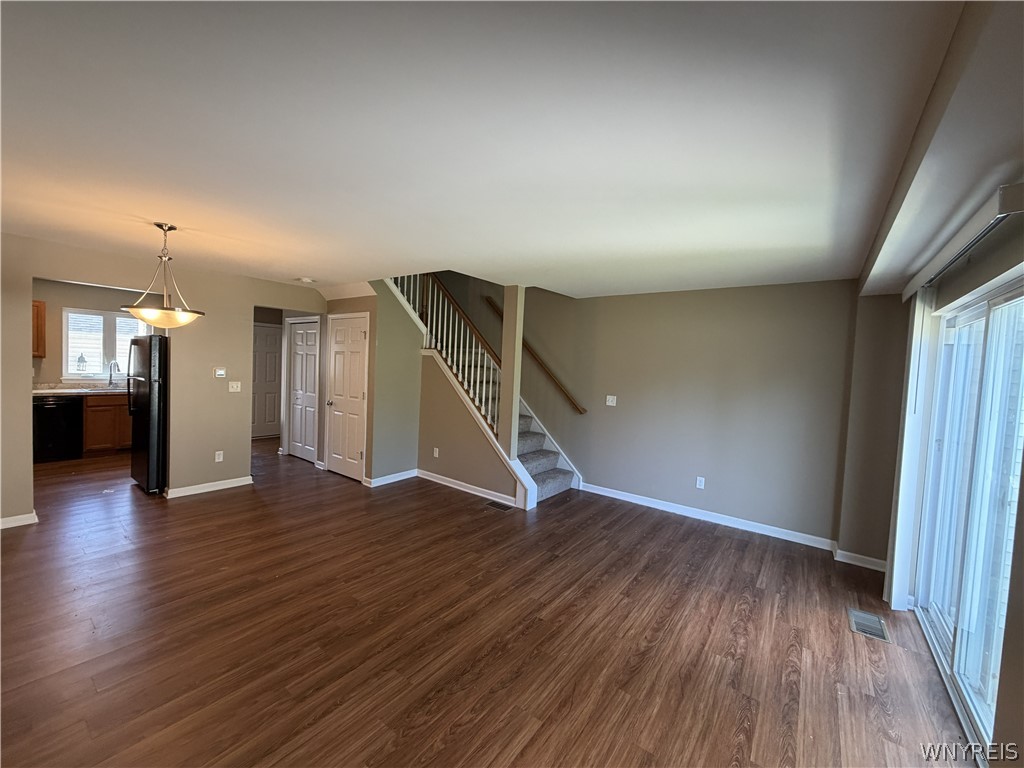 723 Robin Road Amherst, NY 14228 - Photo 3 of 13